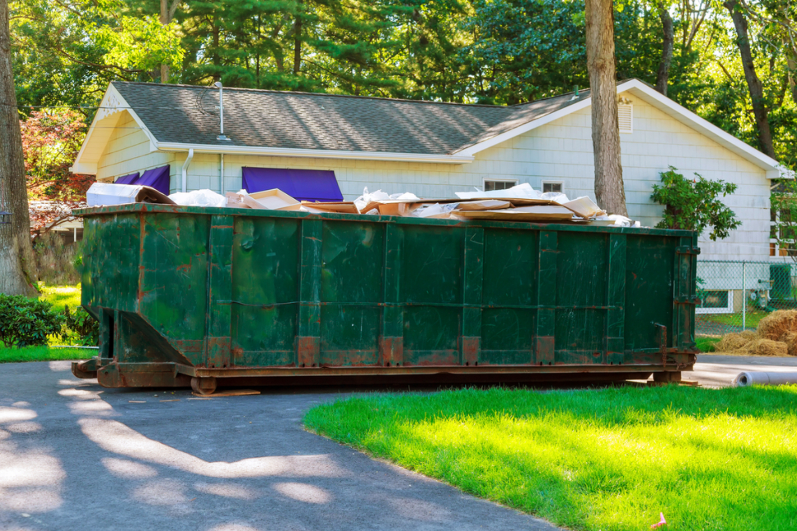 Junk Removal 12 Yard Container In Seattle
